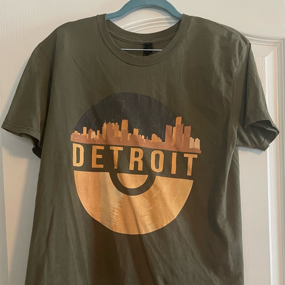 Detroit Skyline Graphic T—Shirt